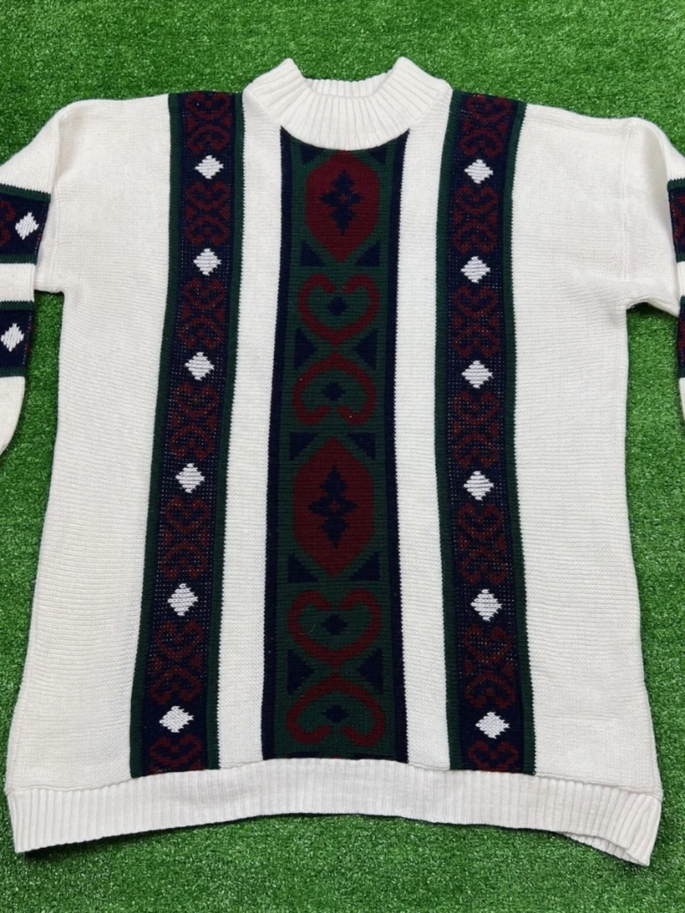 Vintage 90's Private Eyes Knit Sweater White Size medium Made in USA 100% Acrlic